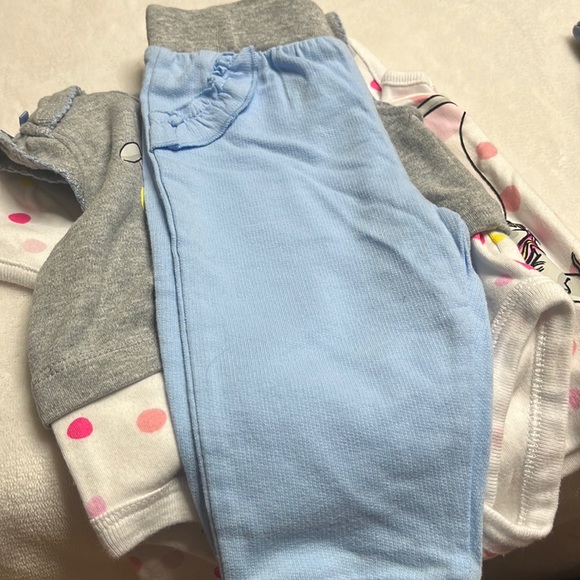 Disney’s Dumbo 3 piece girls outfit size 9 months - Picture 11 of 11